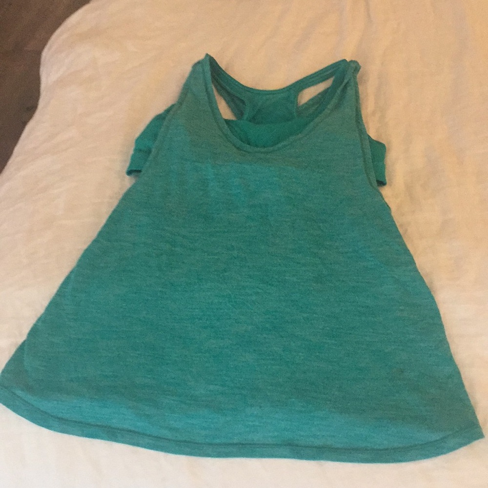 lululemon tank with built in bra size 8